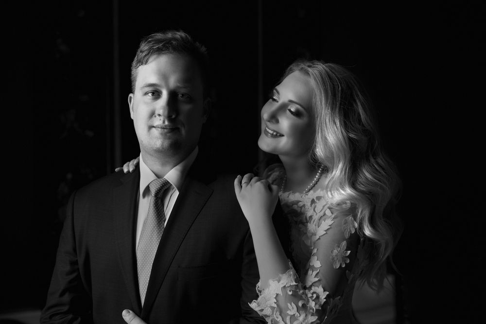 groom and bride portrait