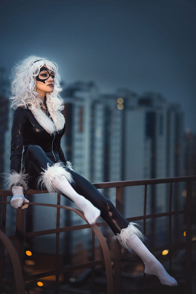 Черная кошка