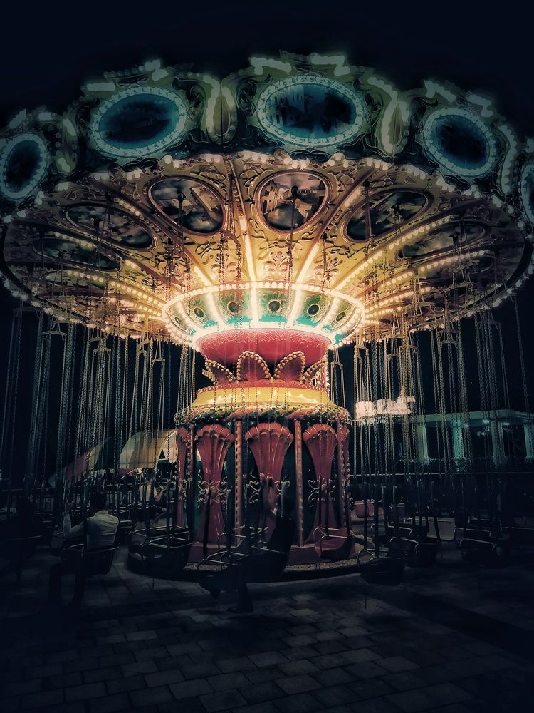 Ночной Аттракцион