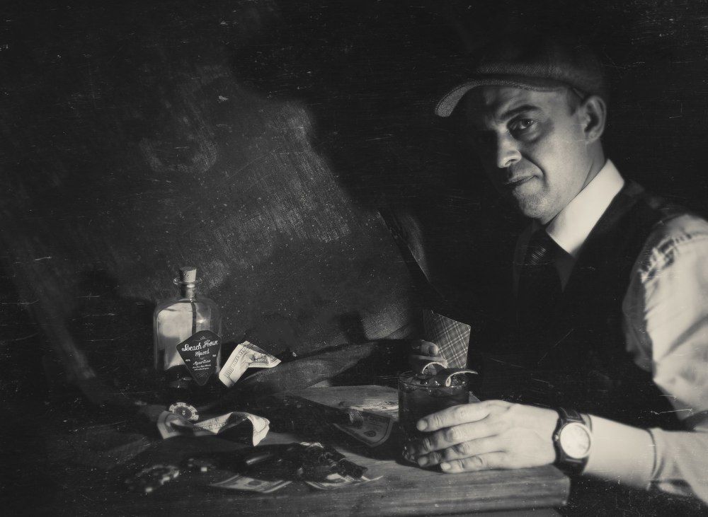 Карты, деньги, 2 ствола