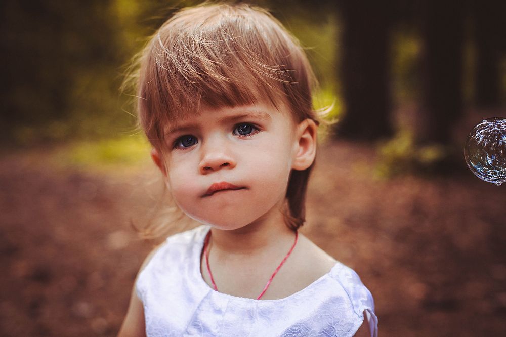 Небесного цвета глаза