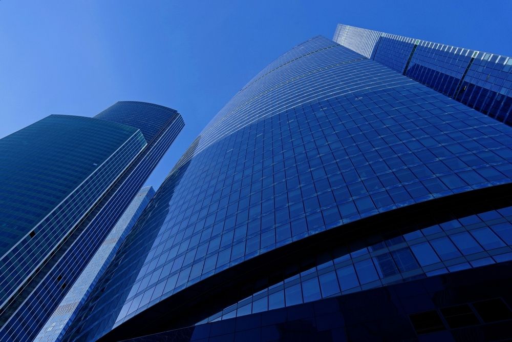 Исполины рвутся в небо