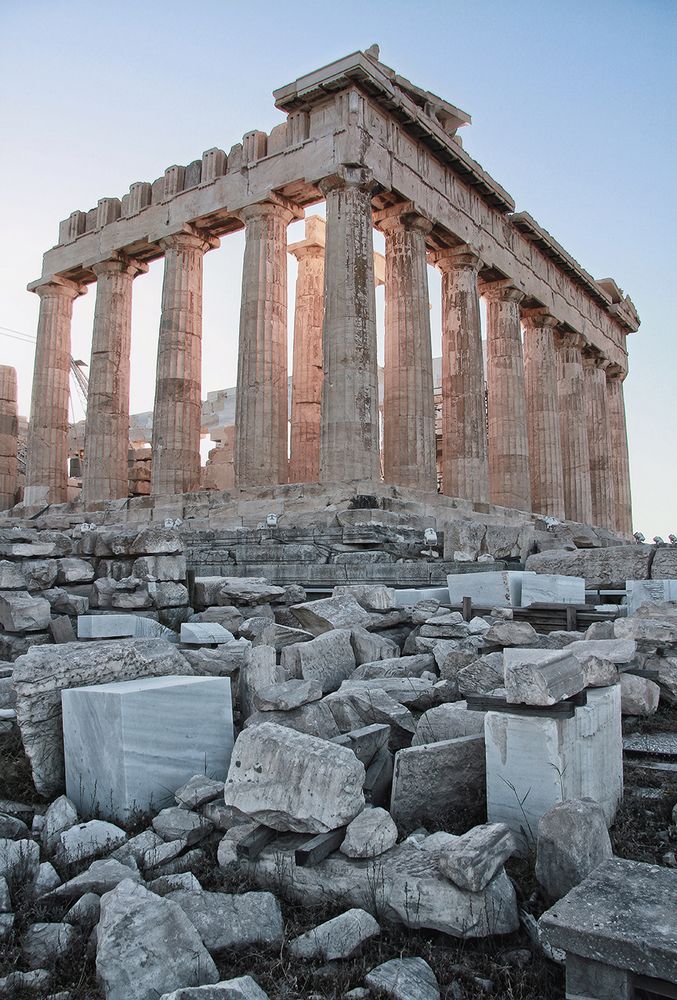 Афинский Акрополь - жемчужина античной архитектуры