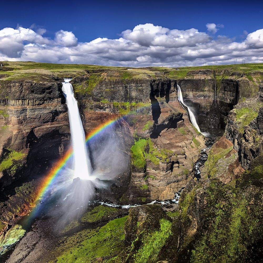 Rainbow on Háifoss