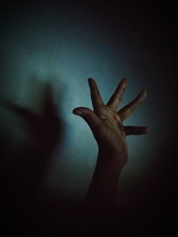 Free wings of a Dancer