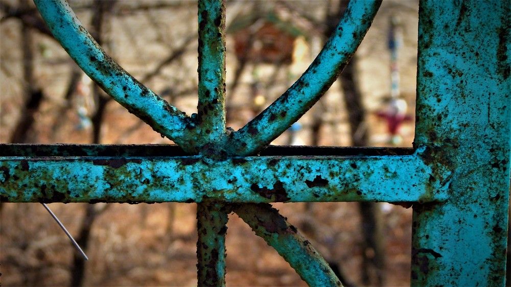 through the metal of time ...- сквозь металл времени...