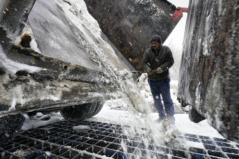 Куда уходит снег