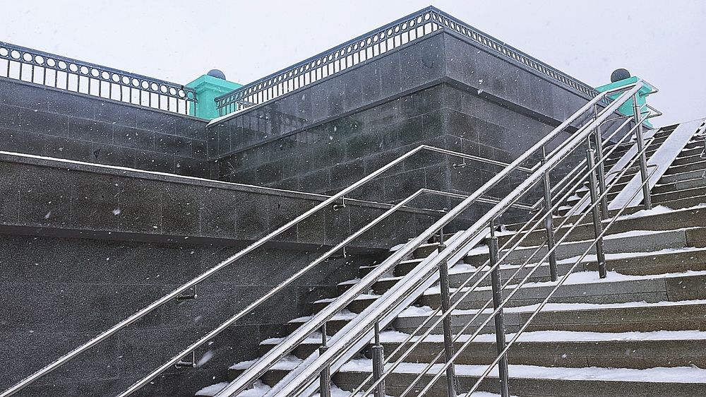 Station in Novosibirsk ...- вокзал в Новосибирске...