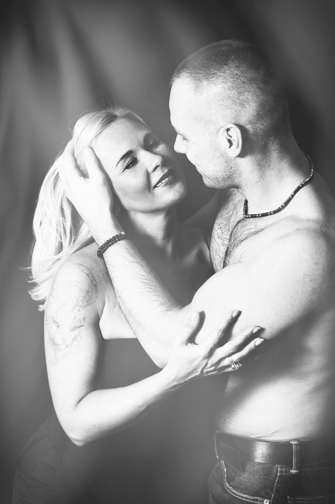 Любви той нежное прикосновенье...