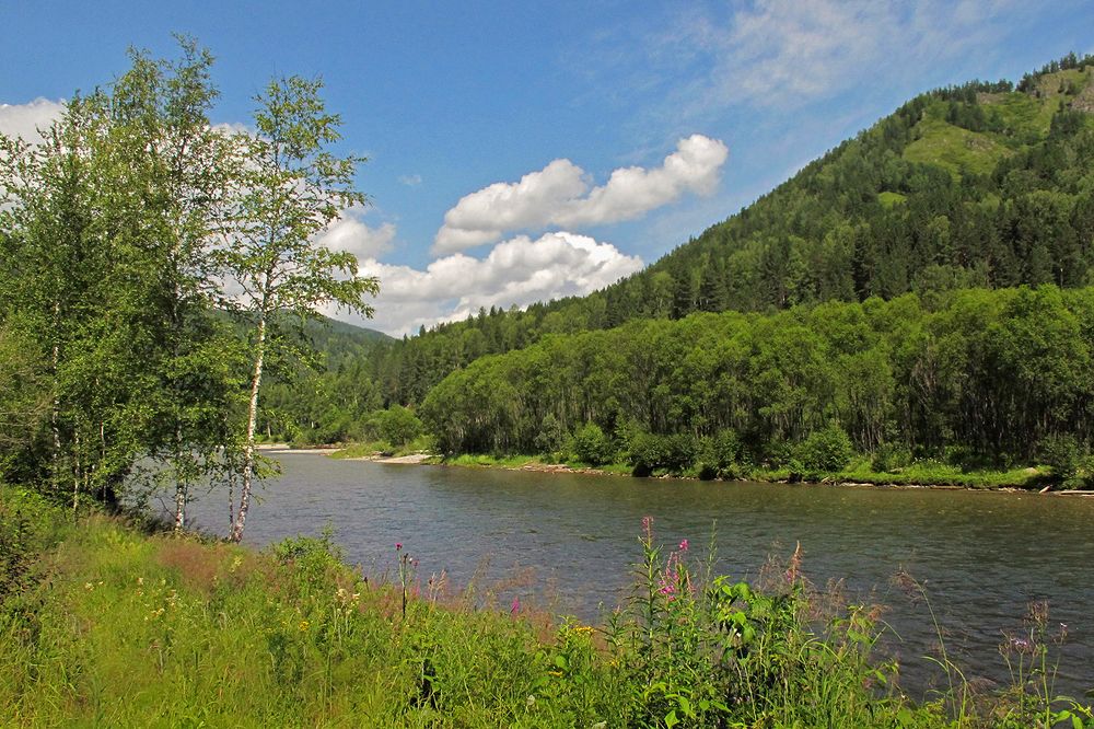 На реке Она