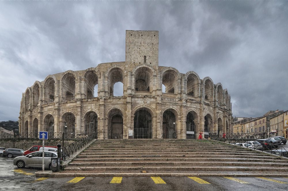 Амфитеатр в Арле