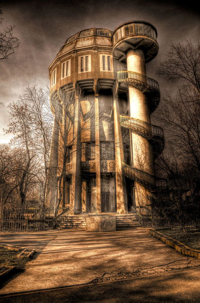 Lost garden tower