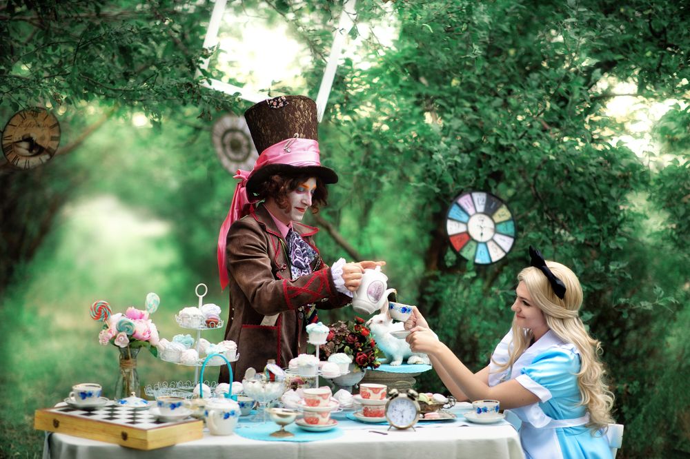 Алиса в стране чудес