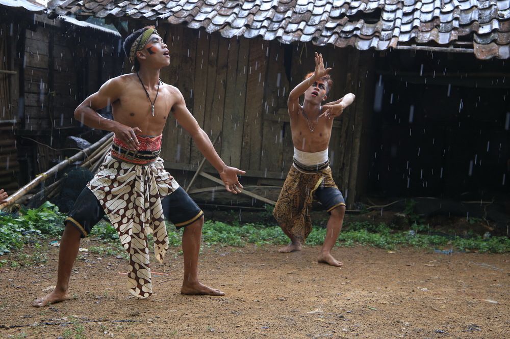 Dance of the possessed