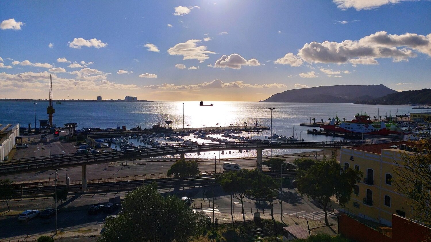 SETUBAL