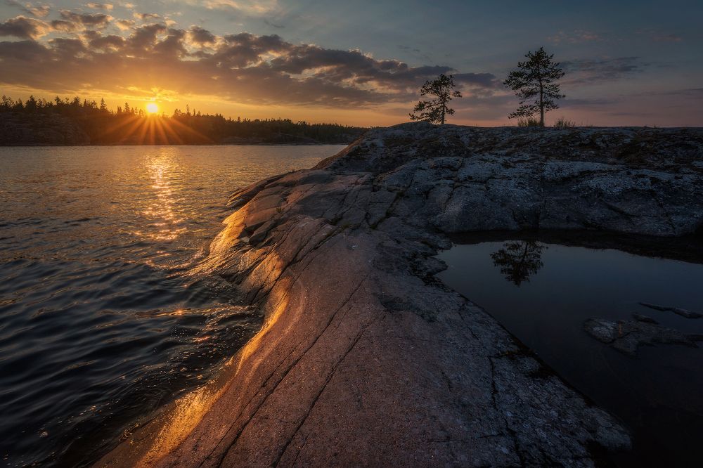 Золотой закат на Ладожском озере