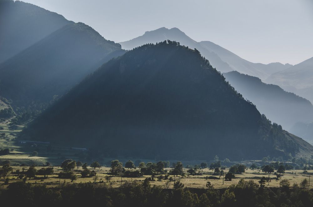 Утро в Теберде. Карачаево-Черкесская Республика.