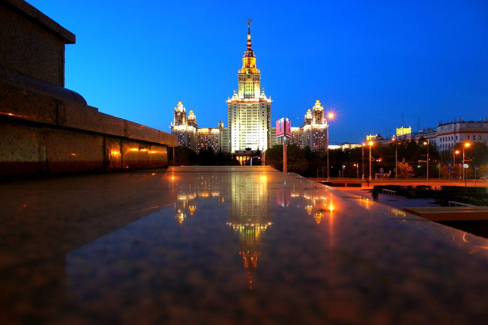 Главное здание МГУ