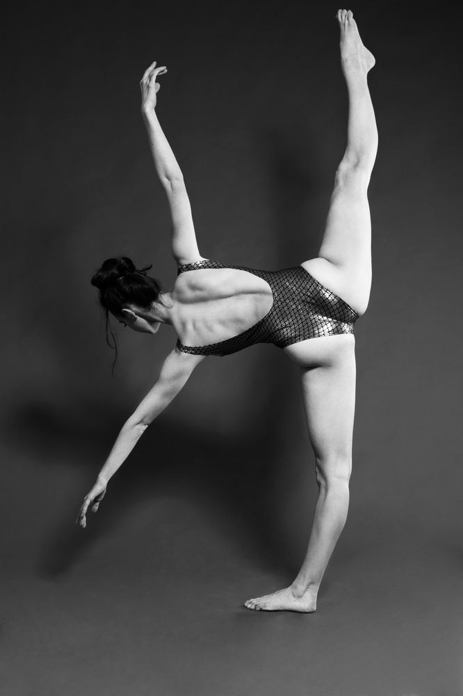 Танцовщица