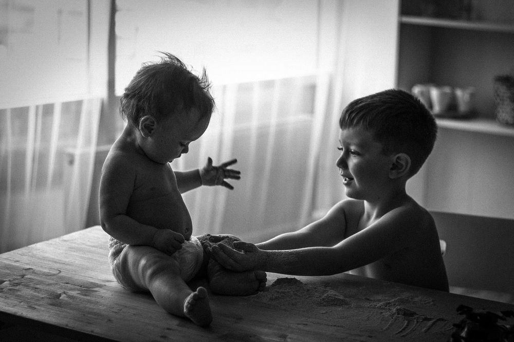 Брат и сестра.