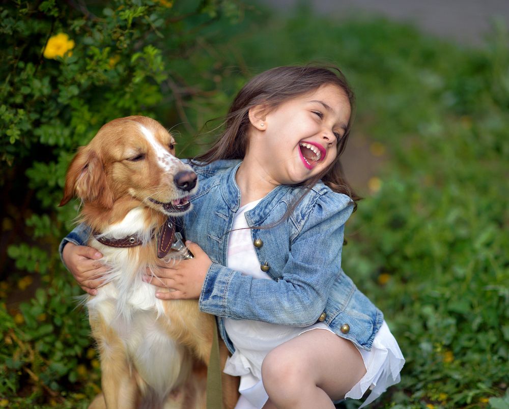 От улыбки хмурый день светлей!