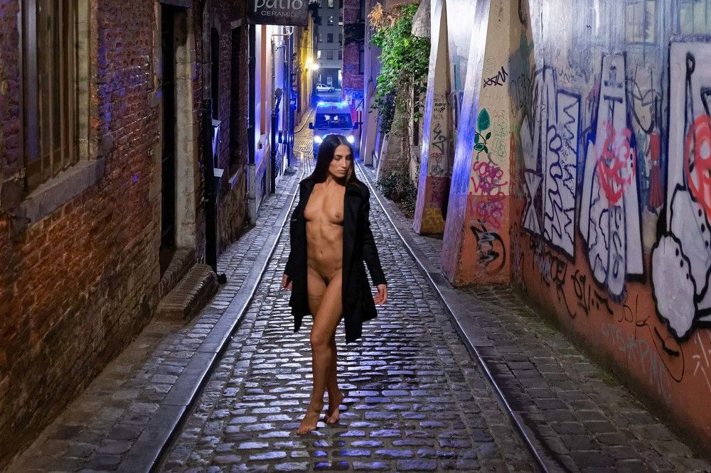 Hey, mister policeman !