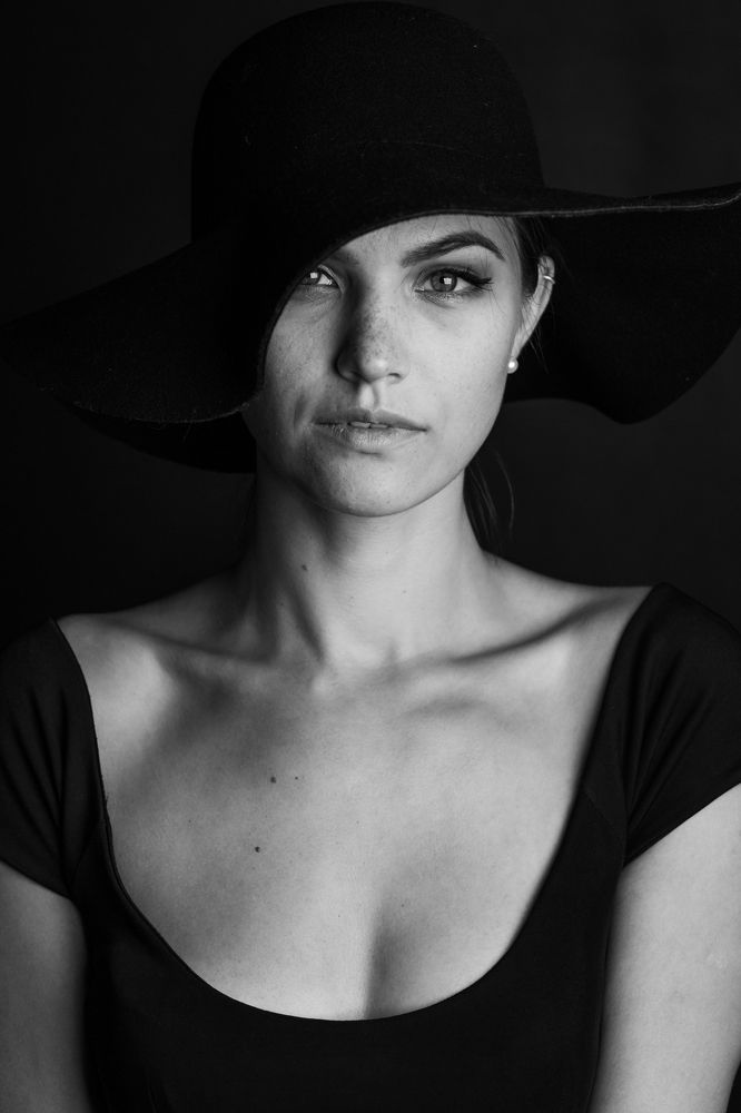 Lady with the hat