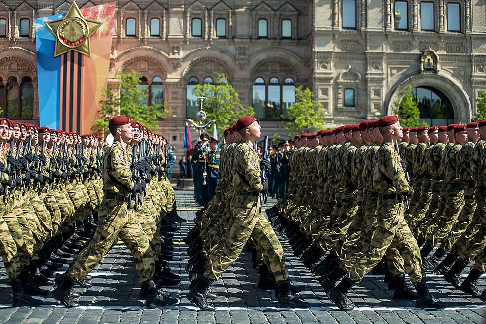С верой в светлое будущее