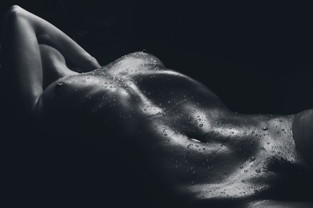 мокрая и горячая