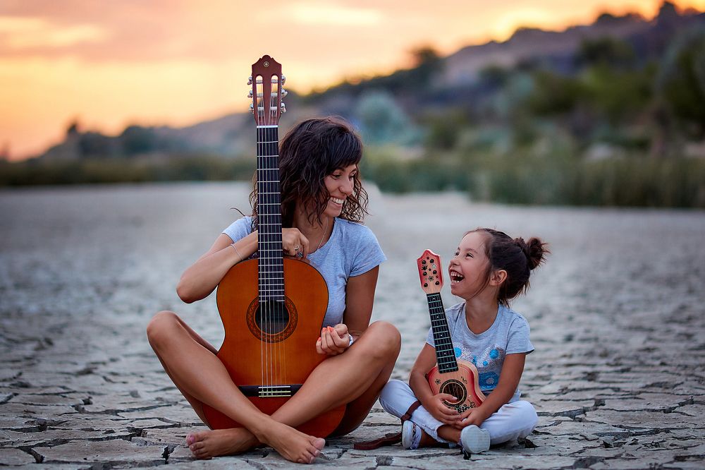 Мама с дочкой на одной волне