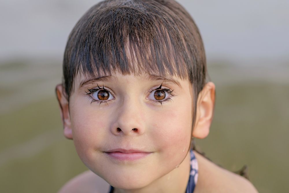 Карие глаза