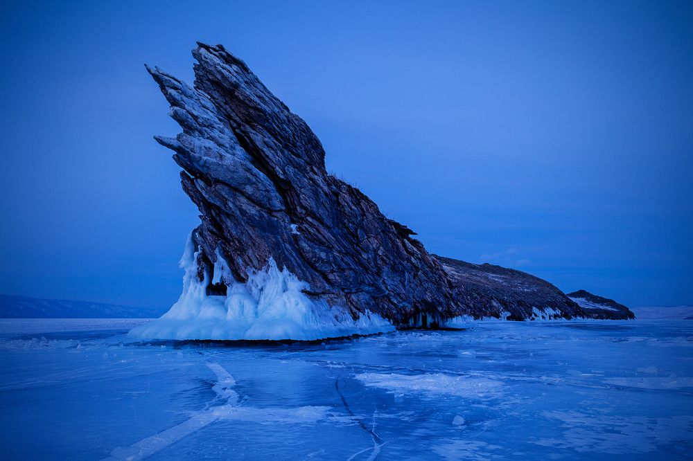 Сумерки на Байкале