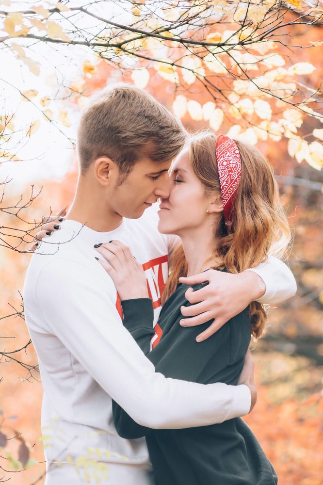 Он, она и осень