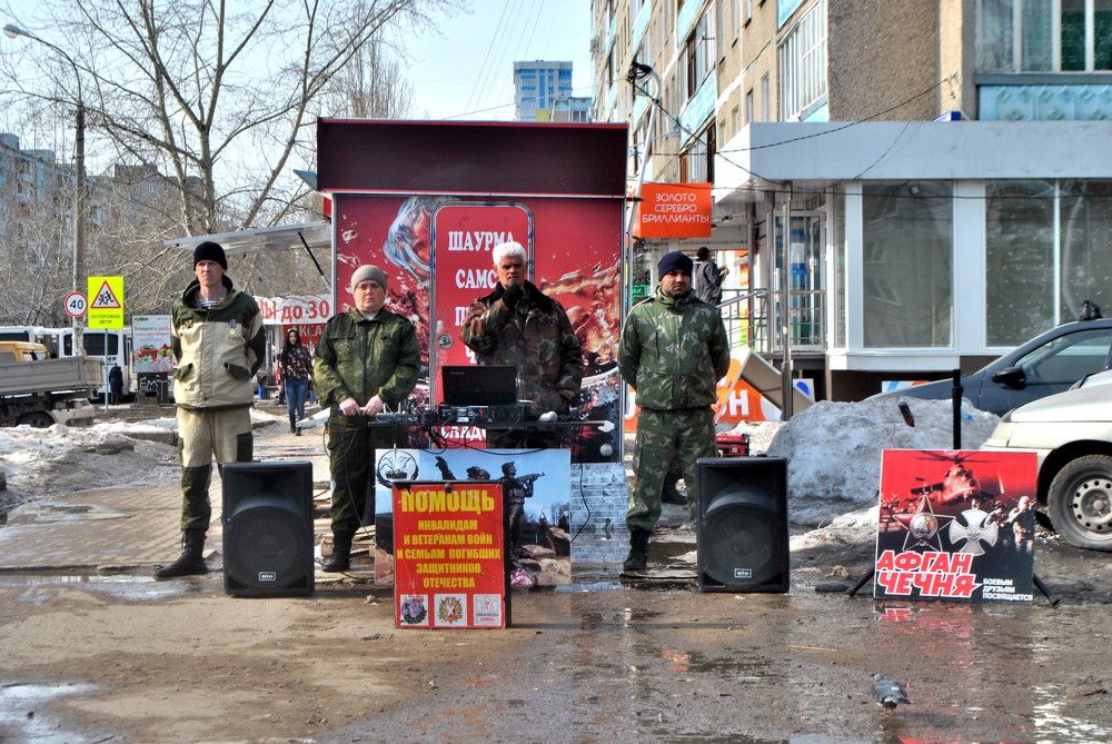 суровые вояки