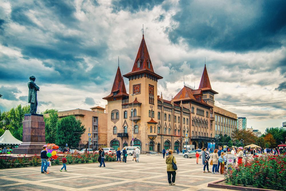 Саратов готический