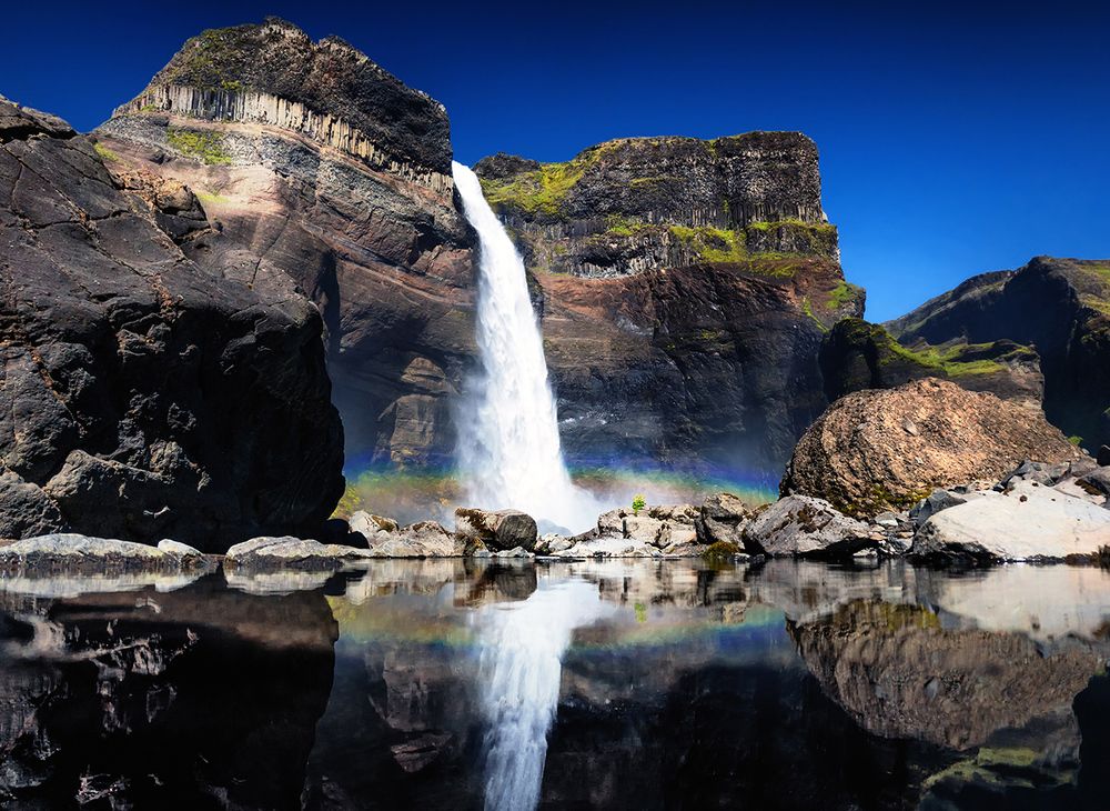 Power of Háifoss waterfall