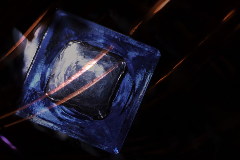 Катится квадрат