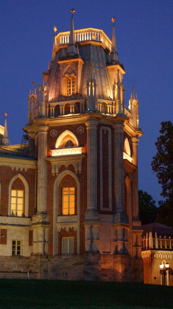 Величие дворца