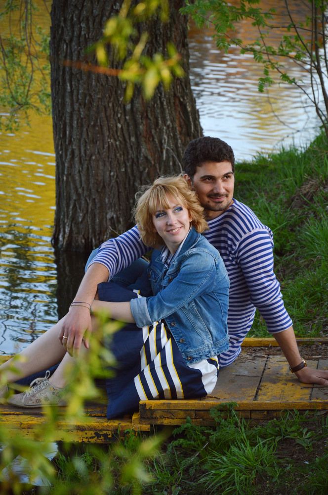 Смотреть в одну сторону