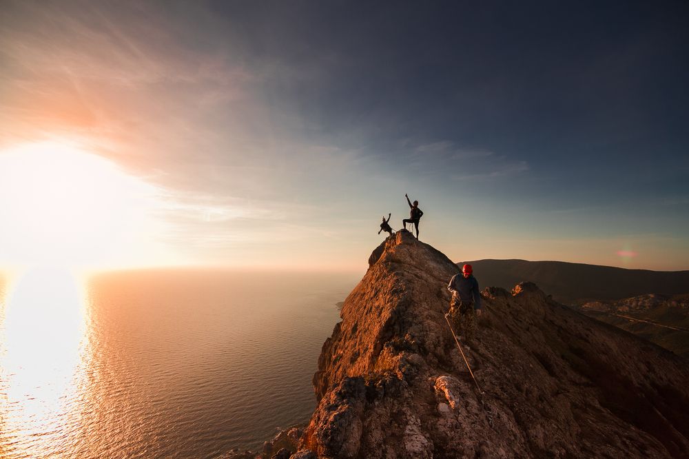 Восхождение на закате