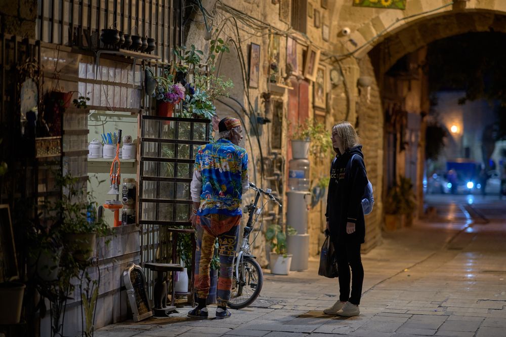 The inhabitants of the fabulous city