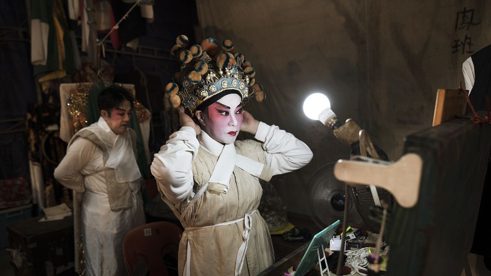 Getting ready for showtime