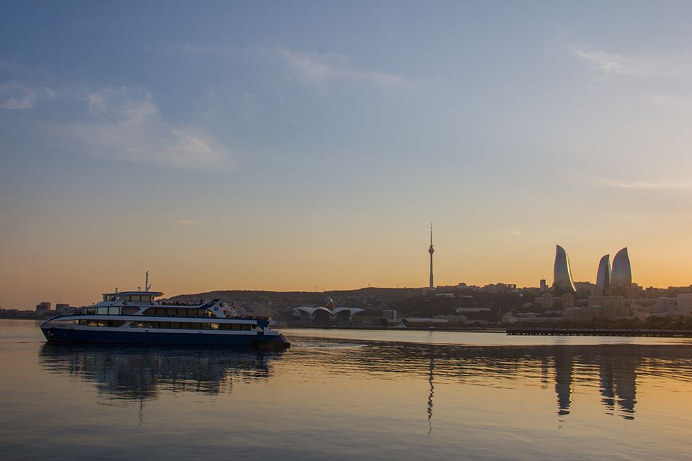 Бакинский Бульвар