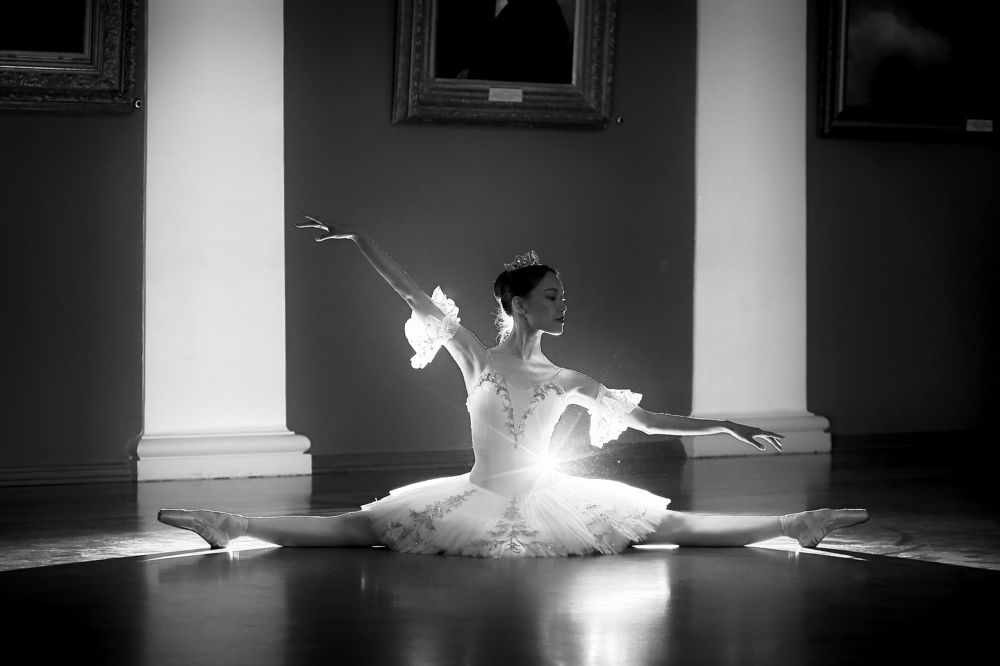 Ballet B&W