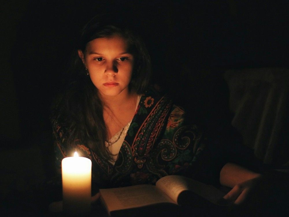 Чтение при свече