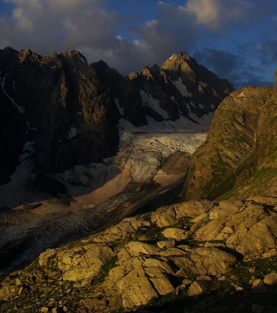 Золотое ущелье ...