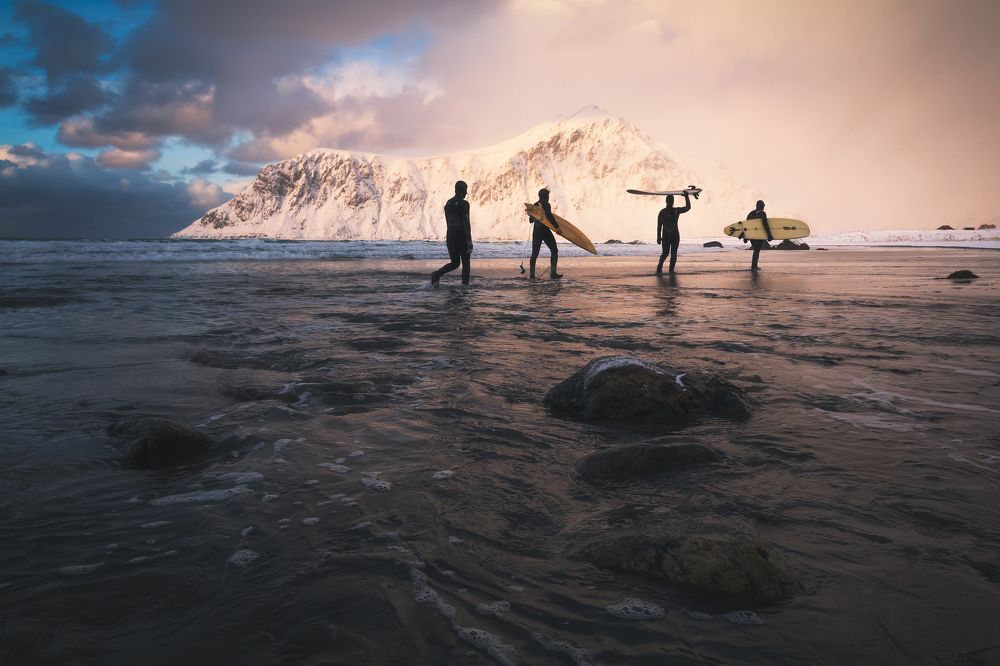 Surfing in the snowstorm