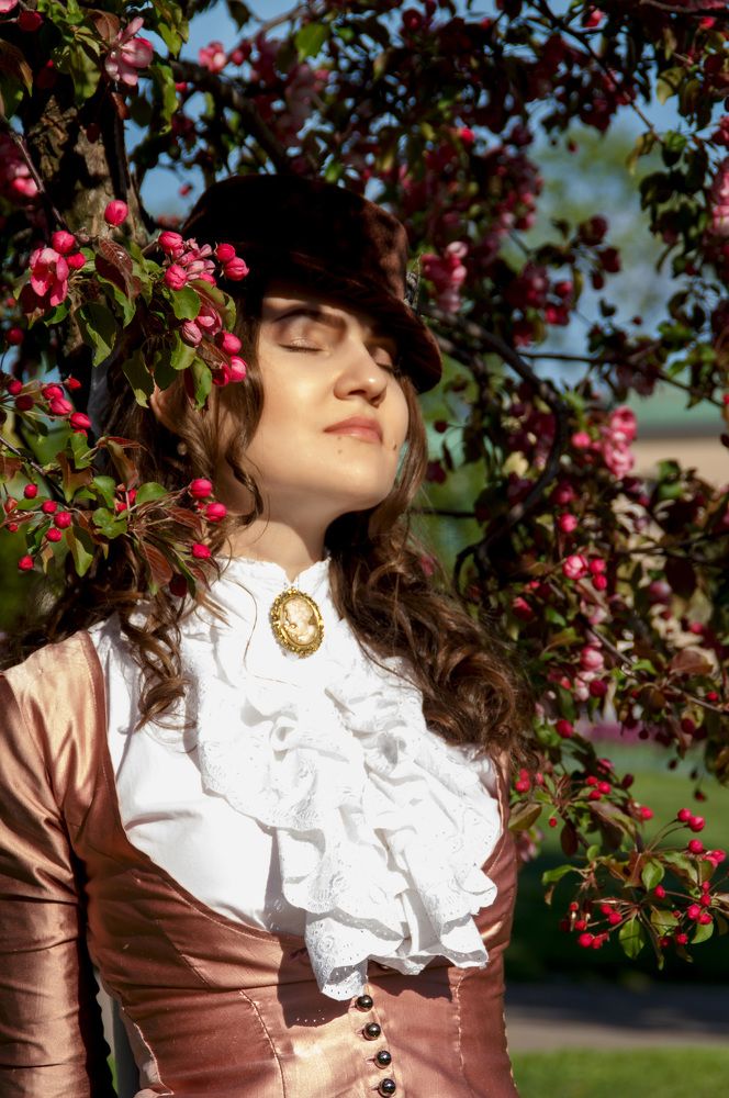 Загадочная дама