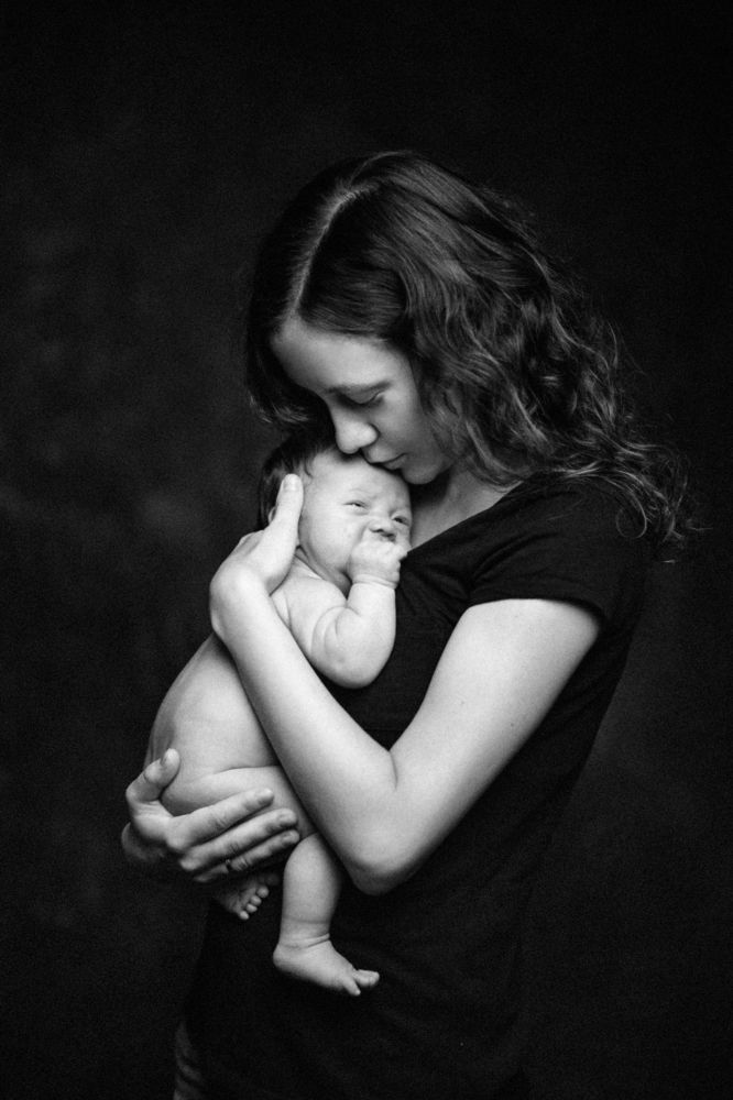 Материнство