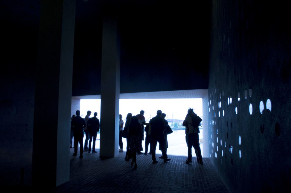 Silhouettes
